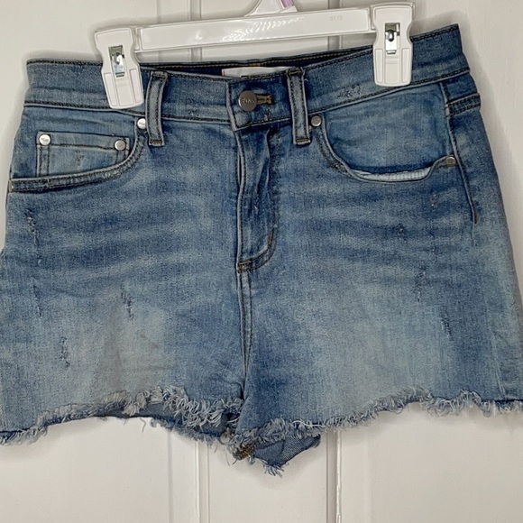 PINK•DENIM•SHORTS - Picture 2 of 7